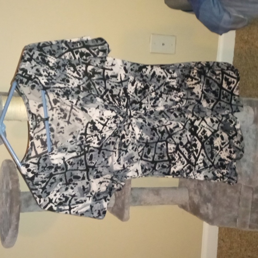 Women's Daisy Fuentes Top